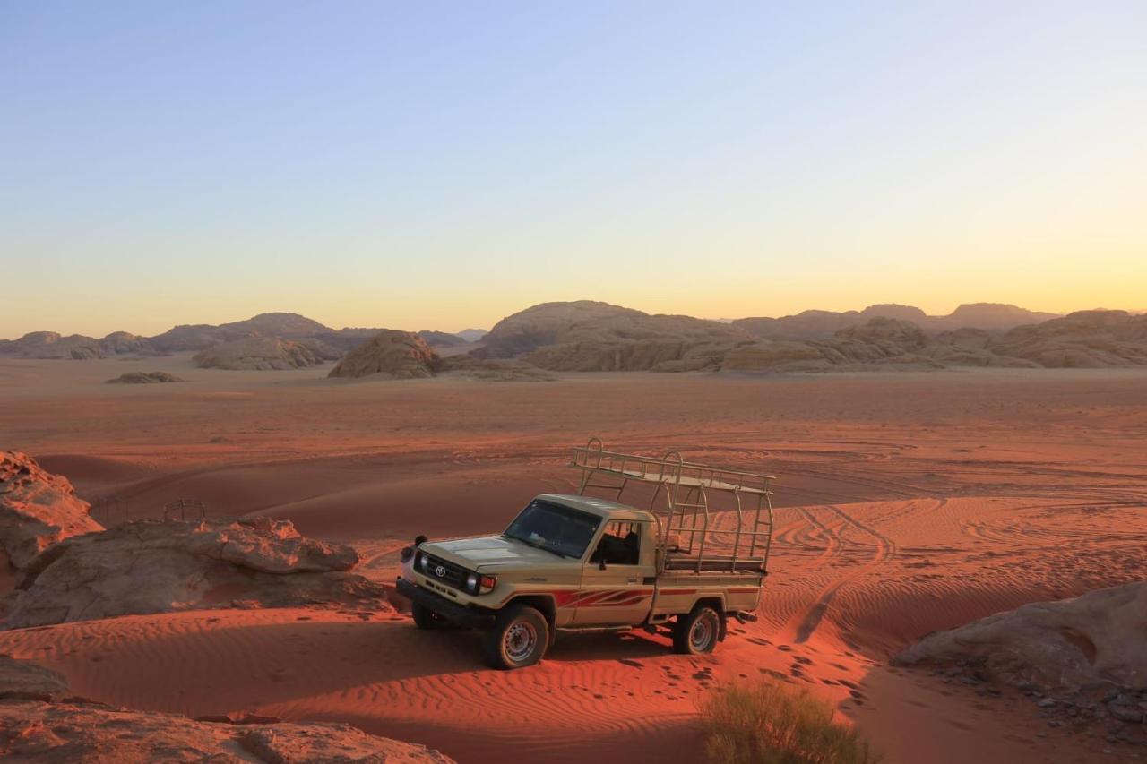 Desert Moon Camp Wadi Rum Exterior foto