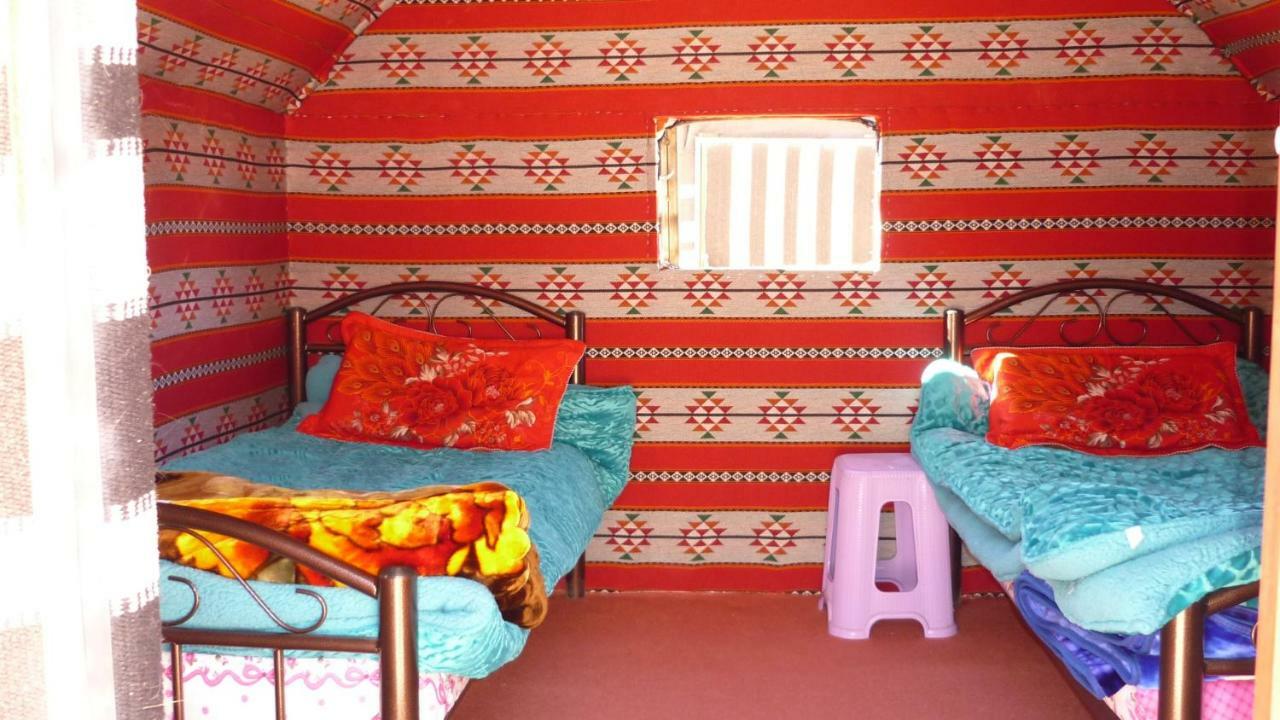 Desert Moon Camp Wadi Rum Exterior foto